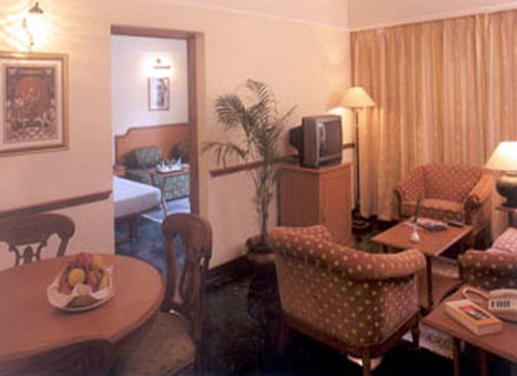 Renest Shraddha Inn - Shirdi Quarto foto